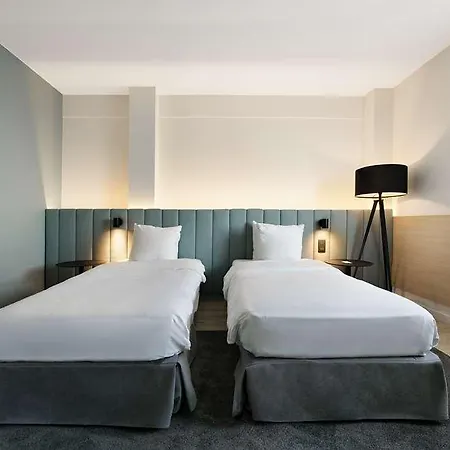 Radisson Blu Hotel. * Hasselt